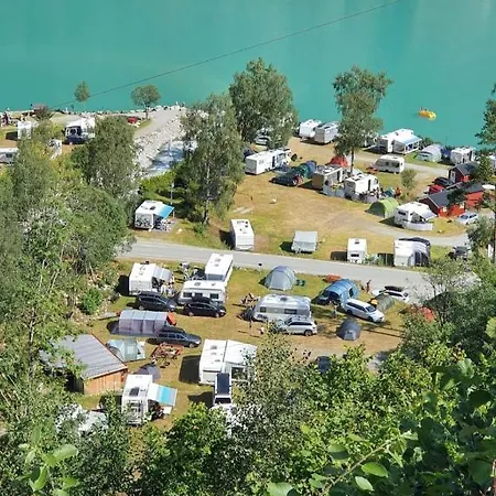 אתר קמפינג Olden Camping