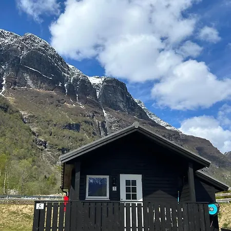 Olden Camping 4*