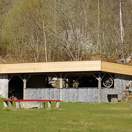 Olden Camping 4*